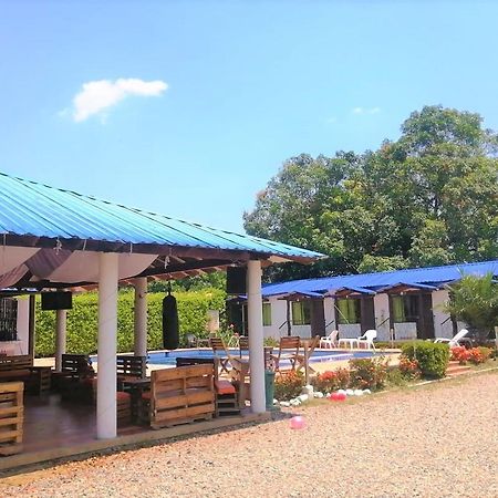 Cabanas El Saman Villavicencio Apiay Екстериор снимка