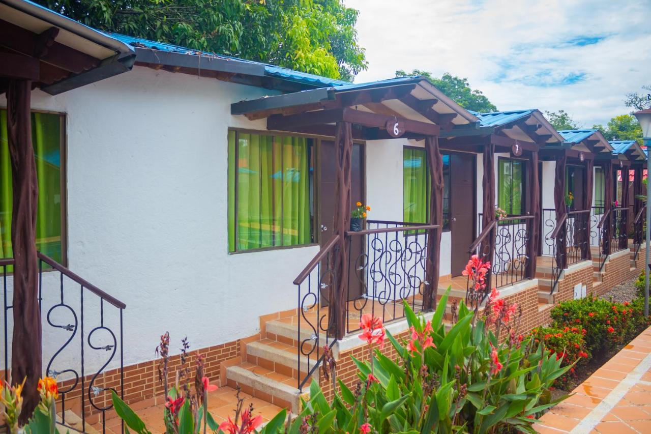 Cabanas El Saman Villavicencio Apiay Екстериор снимка