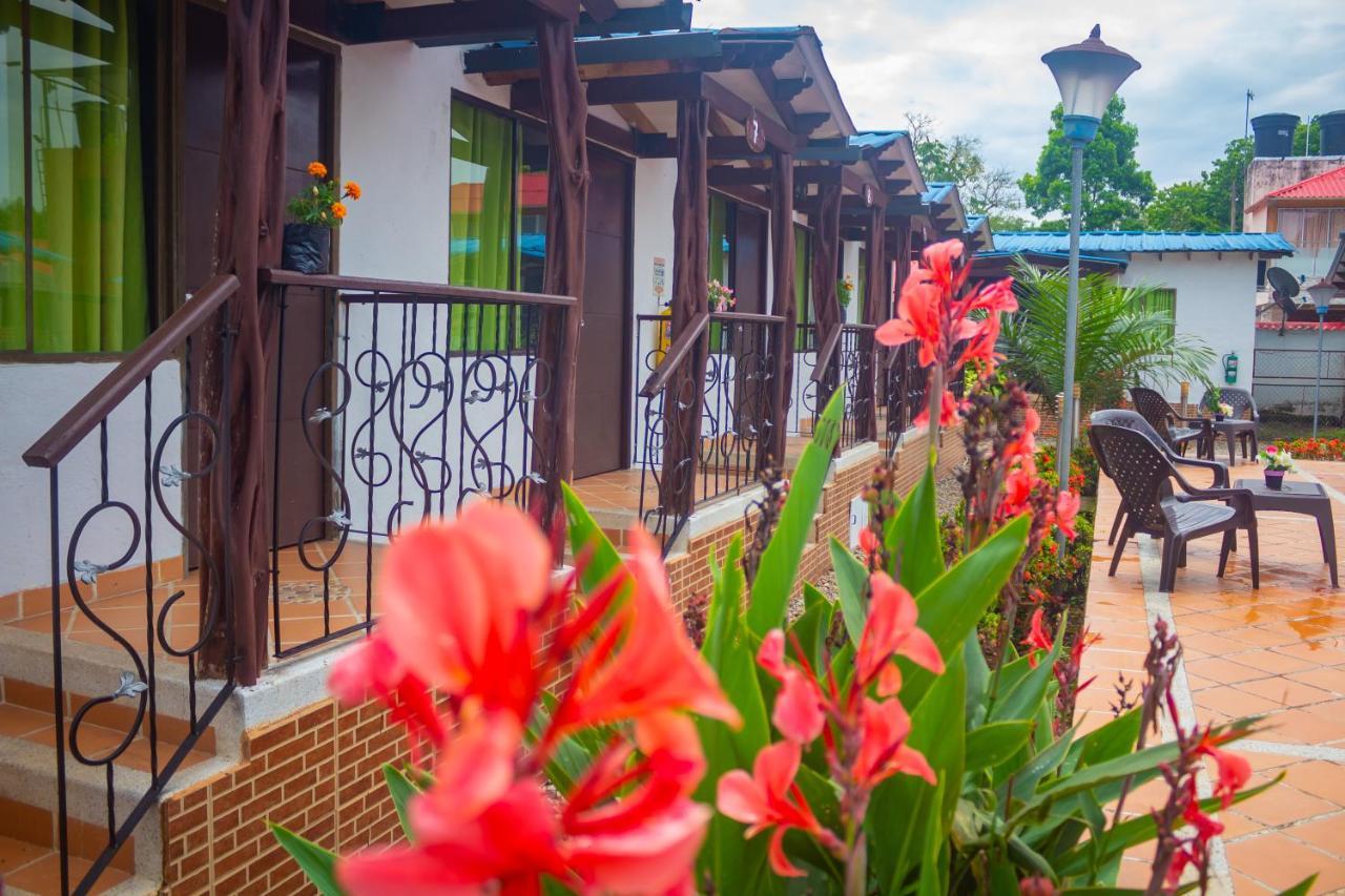 Cabanas El Saman Villavicencio Apiay Екстериор снимка